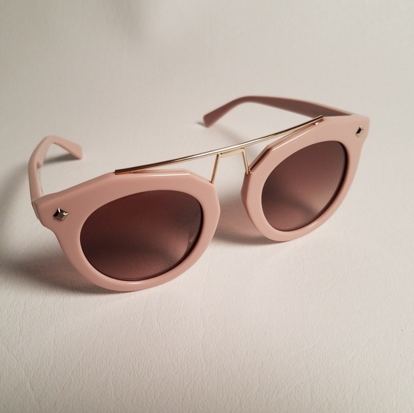 MCM Rose Pink Sunglass - Picture 6 of 6